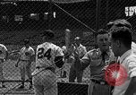 Standbild Cincinatti Reds Baseball Spieler Cincinnati Ohio USA, 1953, aus Sekunde 54 historischem Filmmaterial Videoclip 65675042547