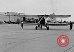 Immagine di PT-13 aeromobile Urbana Illinois USA, 1953, secondo 18 filmato di repertorio 65675042550