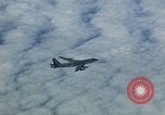 Image États-Unis KC-135 un aéronef Takhli Thaïlande, 1965, de la seconde 11 séquences d'archives historiques vidéo 65675042555