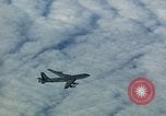 Image États-Unis KC-135 un aéronef Takhli Thaïlande, 1965, de la seconde 18 séquences d'archives historiques vidéo 65675042555