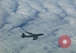 Image États-Unis KC-135 un aéronef Takhli Thaïlande, 1965, de la seconde 22 séquences d'archives historiques vidéo 65675042555