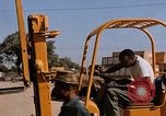 Immagine di Carrello Della Thailandia, 1965, secondo 54 filmato di repertorio 65675042558