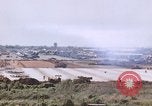 Standbild Holzhäuser Takhli Thailand, 1965, aus Sekunde 23 historischem Filmmaterial Videoclip 65675042559