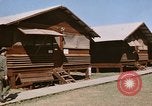 Standbild Holzhäuser Takhli Thailand, 1965, aus Sekunde 31 historischem Filmmaterial Videoclip 65675042559