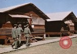 Standbild Holzhäuser Takhli Thailand, 1965, aus Sekunde 33 historischem Filmmaterial Videoclip 65675042559