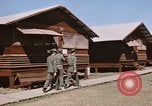 Standbild Holzhäuser Takhli Thailand, 1965, aus Sekunde 34 historischem Filmmaterial Videoclip 65675042559