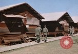 Standbild Holzhäuser Takhli Thailand, 1965, aus Sekunde 36 historischem Filmmaterial Videoclip 65675042559