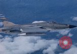 Standbild USA F-105 D Flugzeuge Takhli Thailand, 1965, aus Sekunde 30 historischem Filmmaterial Videoclip 65675042561