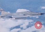 Standbild USA F-105 D Flugzeuge Takhli Thailand, 1965, aus Sekunde 34 historischem Filmmaterial Videoclip 65675042561
