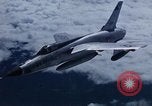 Standbild USA F-105 D Flugzeuge Takhli Thailand, 1965, aus Sekunde 45 historischem Filmmaterial Videoclip 65675042561