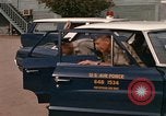 Standbild Arthur Godfrey Takhli Thailand, 1966, aus Sekunde 26 historischem Filmmaterial Videoclip 65675042564