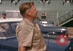 Standbild Arthur Godfrey Takhli Thailand, 1966, aus Sekunde 32 historischem Filmmaterial Videoclip 65675042564
