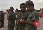 Standbild USA F-105 D Flugzeuge Takhli Thailand, 1970, aus Sekunde 16 historischem Filmmaterial Videoclip 65675042571