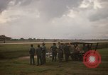 Standbild USA F-105 D Flugzeuge Takhli Thailand, 1970, aus Sekunde 27 historischem Filmmaterial Videoclip 65675042571