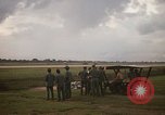 Standbild USA F-105 D Flugzeuge Takhli Thailand, 1970, aus Sekunde 40 historischem Filmmaterial Videoclip 65675042571