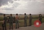 Standbild USA F-105 D Flugzeuge Takhli Thailand, 1970, aus Sekunde 60 historischem Filmmaterial Videoclip 65675042571