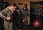 Standbild USA F-105 D Flugzeuge Takhli Thailand, 1970, aus Sekunde 8 historischem Filmmaterial Videoclip 65675042572