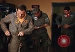 Standbild USA F-105 D Flugzeuge Takhli Thailand, 1970, aus Sekunde 12 historischem Filmmaterial Videoclip 65675042572