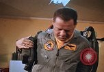 Standbild USA F-105 D Flugzeuge Takhli Thailand, 1970, aus Sekunde 40 historischem Filmmaterial Videoclip 65675042572