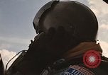 Standbild 355 Tactical Fighter Wing Piloten Takhli Thailand, 1970, aus Sekunde 36 historischem Filmmaterial Videoclip 65675042574