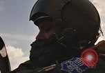 Standbild 355 Tactical Fighter Wing Piloten Takhli Thailand, 1970, aus Sekunde 43 historischem Filmmaterial Videoclip 65675042574