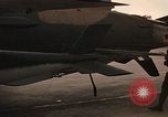 Standbild 355 Tactical Fighter Wing Piloten Takhli Thailand, 1970, aus Sekunde 59 historischem Filmmaterial Videoclip 65675042574