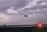 Immagine di Stati Uniti F-105 D aereo Takhli Thailandia, 1970, secondo 29 filmato di repertorio 65675042575