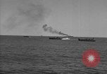 Standbild mine sweep Boote Meer von Japan, 1952, aus Sekunde 54 historischem Filmmaterial Videoclip 65675042591