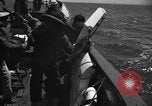 Standbild unter Wasser Demolition Team Meer von Japan, 1952, aus Sekunde 33 historischem Filmmaterial Videoclip 65675042592