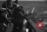 Standbild unter Wasser Demolition Team Meer von Japan, 1952, aus Sekunde 35 historischem Filmmaterial Videoclip 65675042592