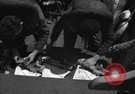 Standbild unter Wasser Demolition Team Meer von Japan, 1952, aus Sekunde 51 historischem Filmmaterial Videoclip 65675042592