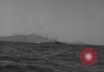 Standbild unter Wasser Demolition Team Meer von Japan, 1952, aus Sekunde 59 historischem Filmmaterial Videoclip 65675042592