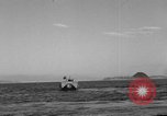 Standbild Landung Handwerk Fahrzeug Personal Meer von Japan, 1952, aus Sekunde 39 historischem Filmmaterial Videoclip 65675042595