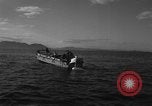 Standbild Landung Handwerk Fahrzeug Personal Meer von Japan, 1952, aus Sekunde 52 historischem Filmmaterial Videoclip 65675042595