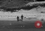 Standbild Underwater Demolition Team Wonsan Korea, 1952, aus Sekunde 47 historischem Filmmaterial Videoclip 65675042596