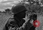 Image United States Army Field Artillery bataillon de la 92e Division d'infanterie (en couleur) Mantes de Gassicourt France, 1944, de la seconde 41 séquences d'archives historiques vidéo 65675042598