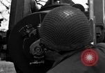 Image Bataillon d'artillerie de la 92e Division d'infanterie (en couleur) Mantes de Gassicourt France, 1944, de la seconde 26 séquences d'archives historiques vidéo 65675042599