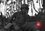 Image Bataillon d'artillerie de la 92e Division d'infanterie (en couleur) Mantes de Gassicourt France, 1944, de la seconde 34 séquences d'archives historiques vidéo 65675042599