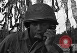 Image Bataillon d'artillerie de la 92e Division d'infanterie (en couleur) Mantes de Gassicourt France, 1944, de la seconde 41 séquences d'archives historiques vidéo 65675042599