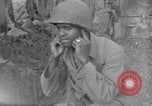 Image Bataillon d'artillerie de la 92e Division d'infanterie (en couleur) Mantes de Gassicourt France, 1944, de la seconde 47 séquences d'archives historiques vidéo 65675042599