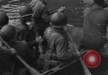 Standbild USA 314th Infantry Division Frankreich, 1944, aus Sekunde 33 historischem Filmmaterial Videoclip 65675042600