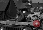 Standbild General Mark Clark W Peccioli Italien, 1944, aus Sekunde 3 historischem Filmmaterial Videoclip 65675042603