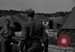 Standbild General Mark Clark W Peccioli Italien, 1944, aus Sekunde 6 historischem Filmmaterial Videoclip 65675042603