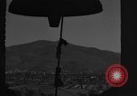 Standbild United States 92nd Infantry Division Latiano Italien, 1944, aus Sekunde 21 historischem Filmmaterial Videoclip 65675042604