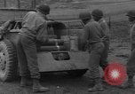 Standbild USA 969th Field Artillery Unit Luxemburg, 1944, aus Sekunde 27 historischem Filmmaterial Videoclip 65675042608