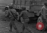 Standbild USA 969th Field Artillery Unit Luxemburg, 1944, aus Sekunde 31 historischem Filmmaterial Videoclip 65675042608