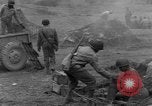 Standbild USA 969th Field Artillery Unit Luxemburg, 1944, aus Sekunde 59 historischem Filmmaterial Videoclip 65675042608