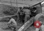 Standbild USA 969th Field Artillery Luxemburg, 1944, aus Sekunde 15 historischem Filmmaterial Videoclip 65675042609