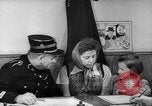 Image Fédération de garçon l'Europe, 1945, de la seconde 30 séquences d'archives historiques vidéo 65675042612