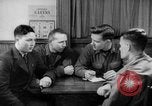Image Fédération de garçon l'Europe, 1945, de la seconde 57 séquences d'archives historiques vidéo 65675042612